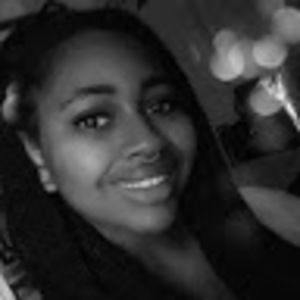 Meet your Posher, Mia